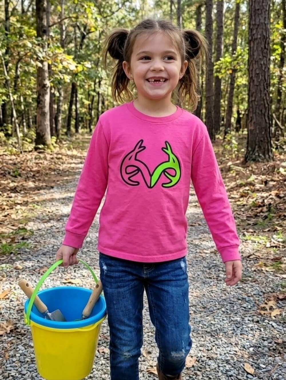 Realtree Girls Long Sleeve T-Shirt Size S Pink Camo Outdoor Graphic Tee